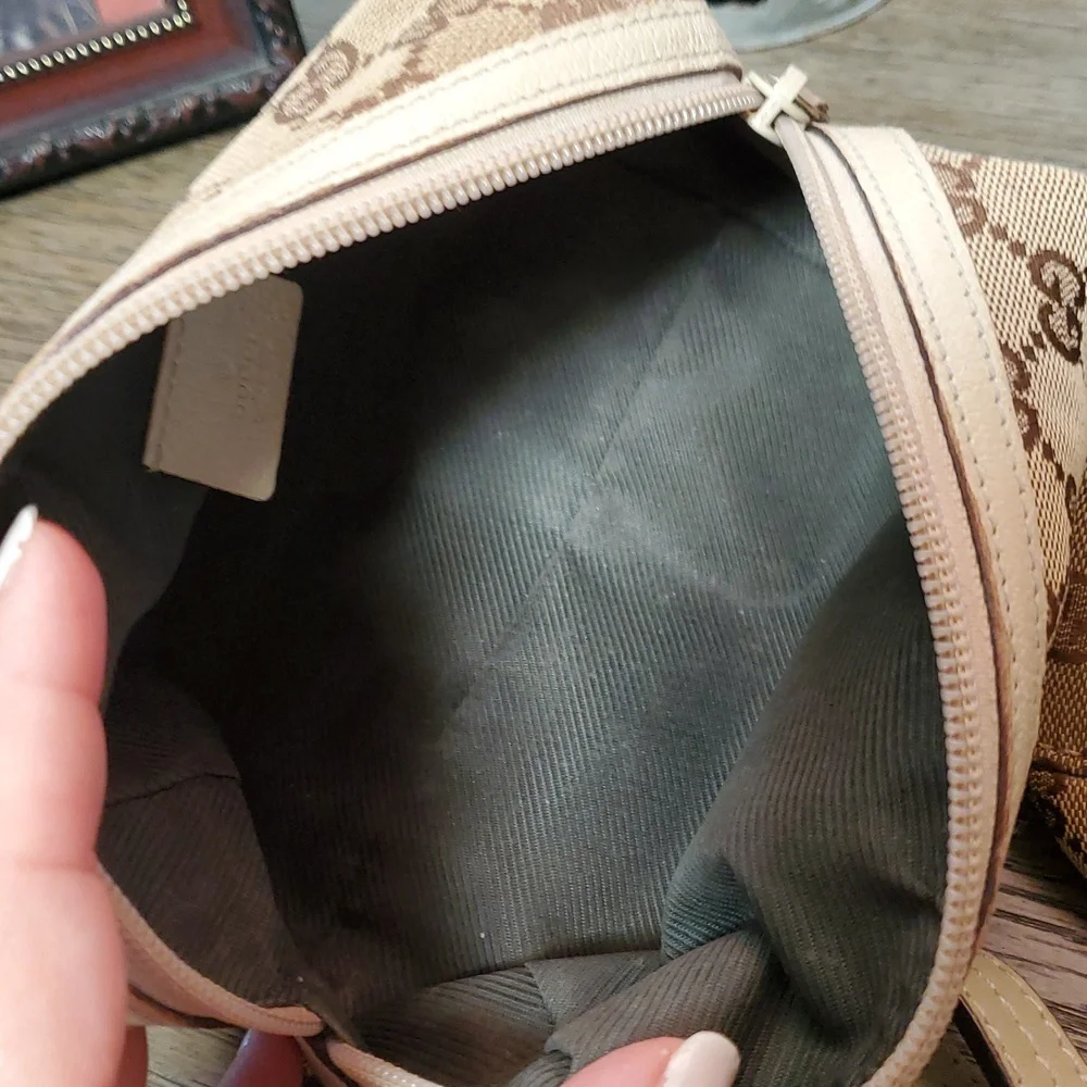 Gucci Brown and Beige Monogram Handbag Set - Picture 7 of 13